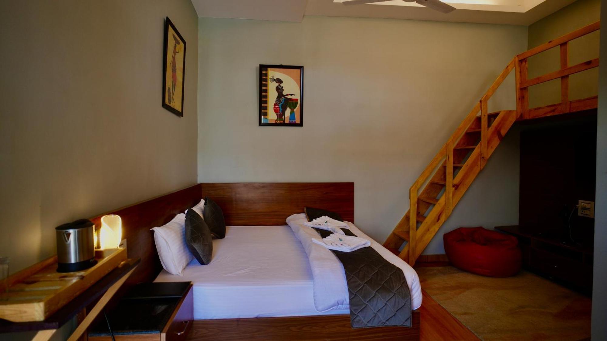 The Foresta By Orchid Hospitality & Holidays Hotel Mukteshwar Bagian luar foto