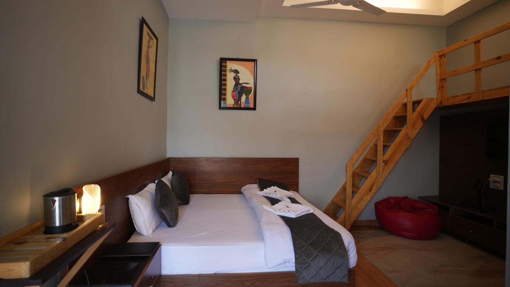 The Foresta By Orchid Hospitality & Holidays Hotel Mukteshwar Bagian luar foto