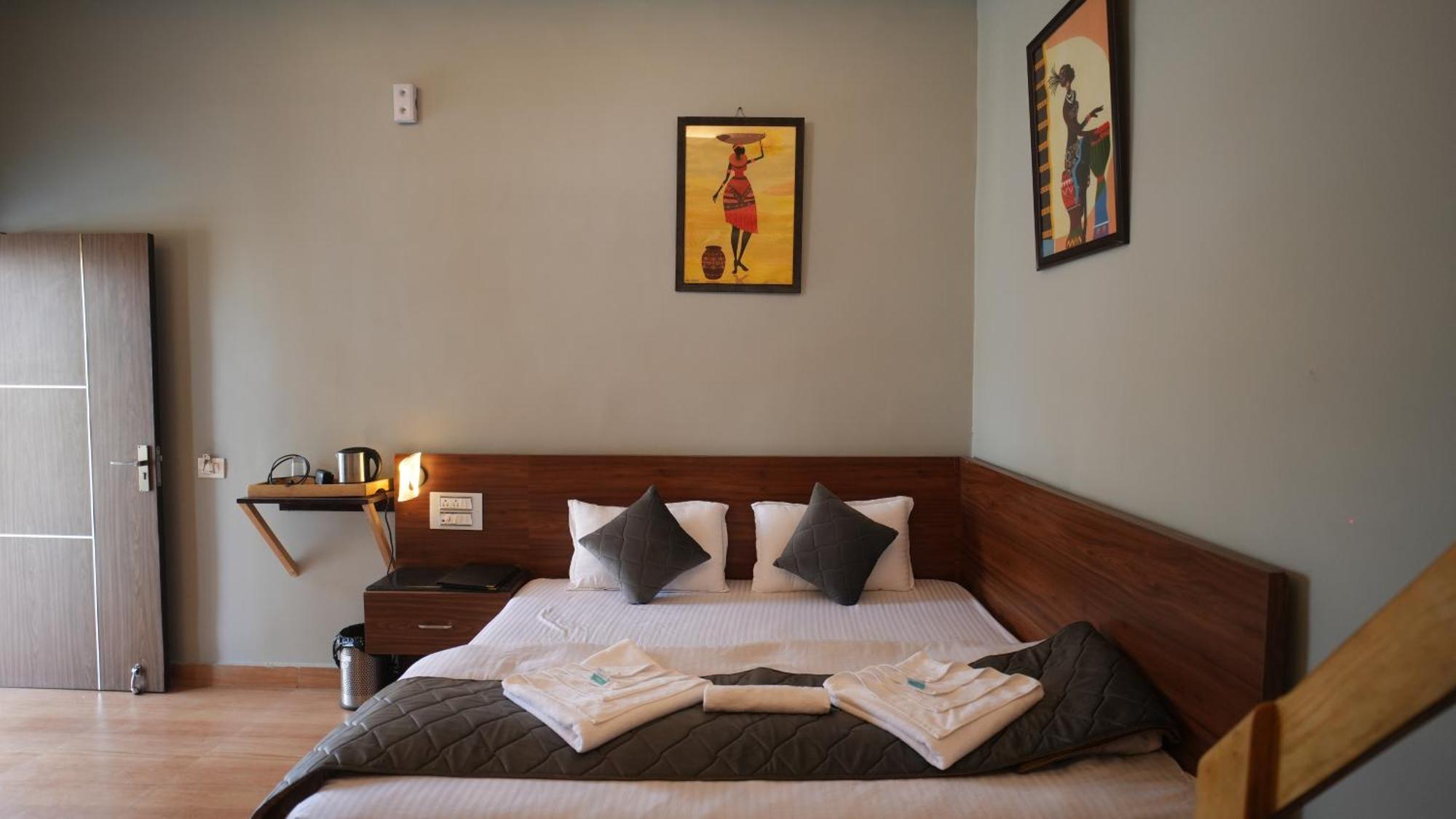 The Foresta By Orchid Hospitality & Holidays Hotel Mukteshwar Bagian luar foto